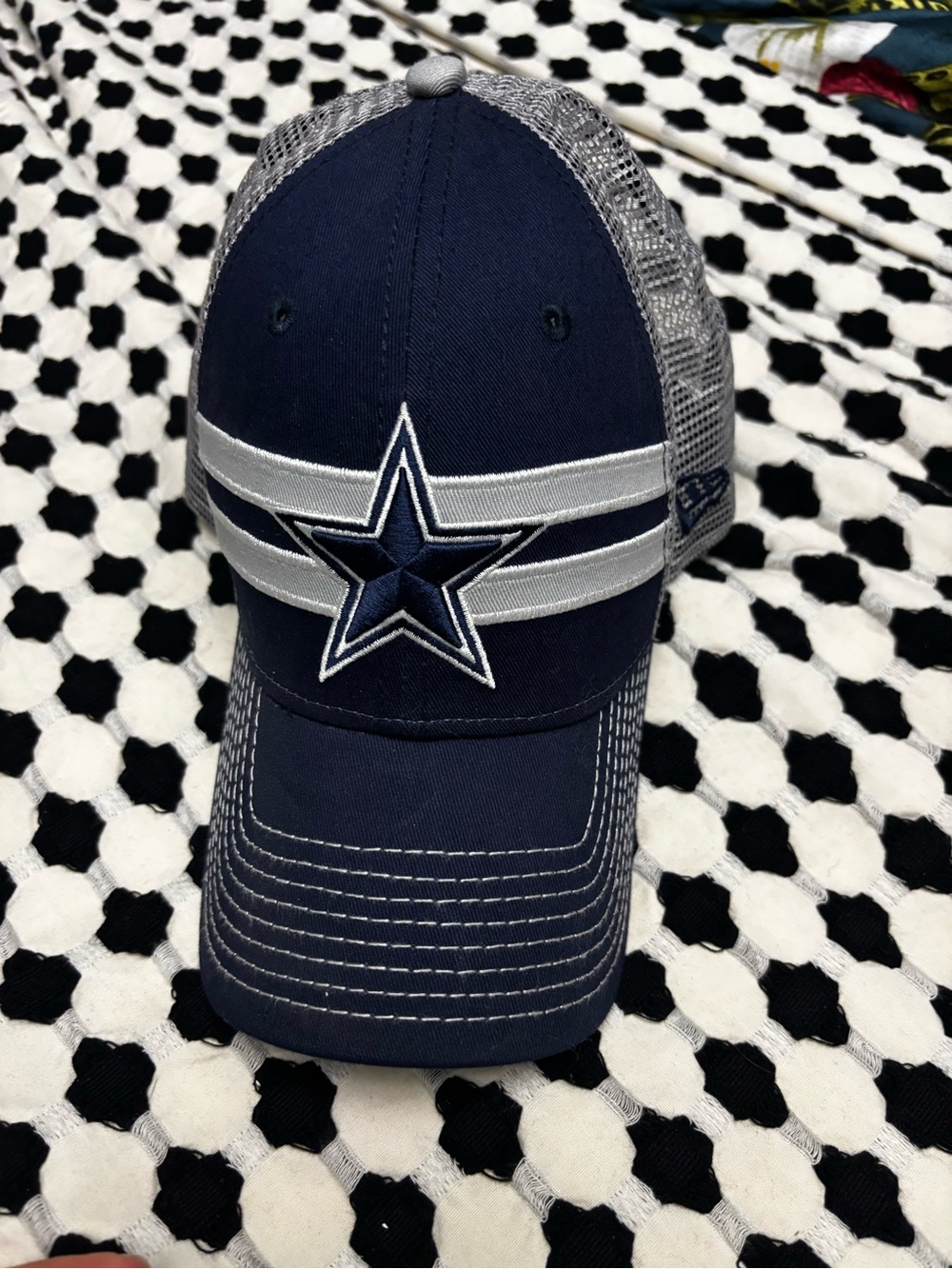 Dallas Cowboys Navy Star Trucker Cap with Silver Stripes